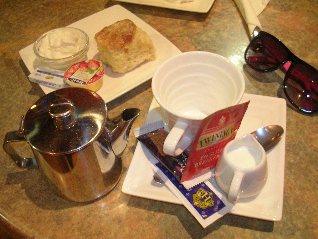 Afternoon tea and Scones in Costa Blanca, Espana :)